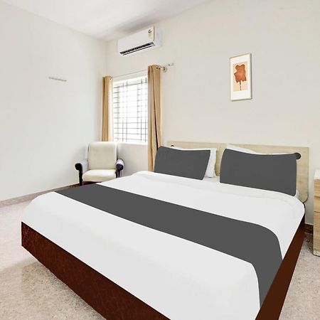 Hotel O Sri Manjunatha Deluxe Suites Bangalore Extérieur photo